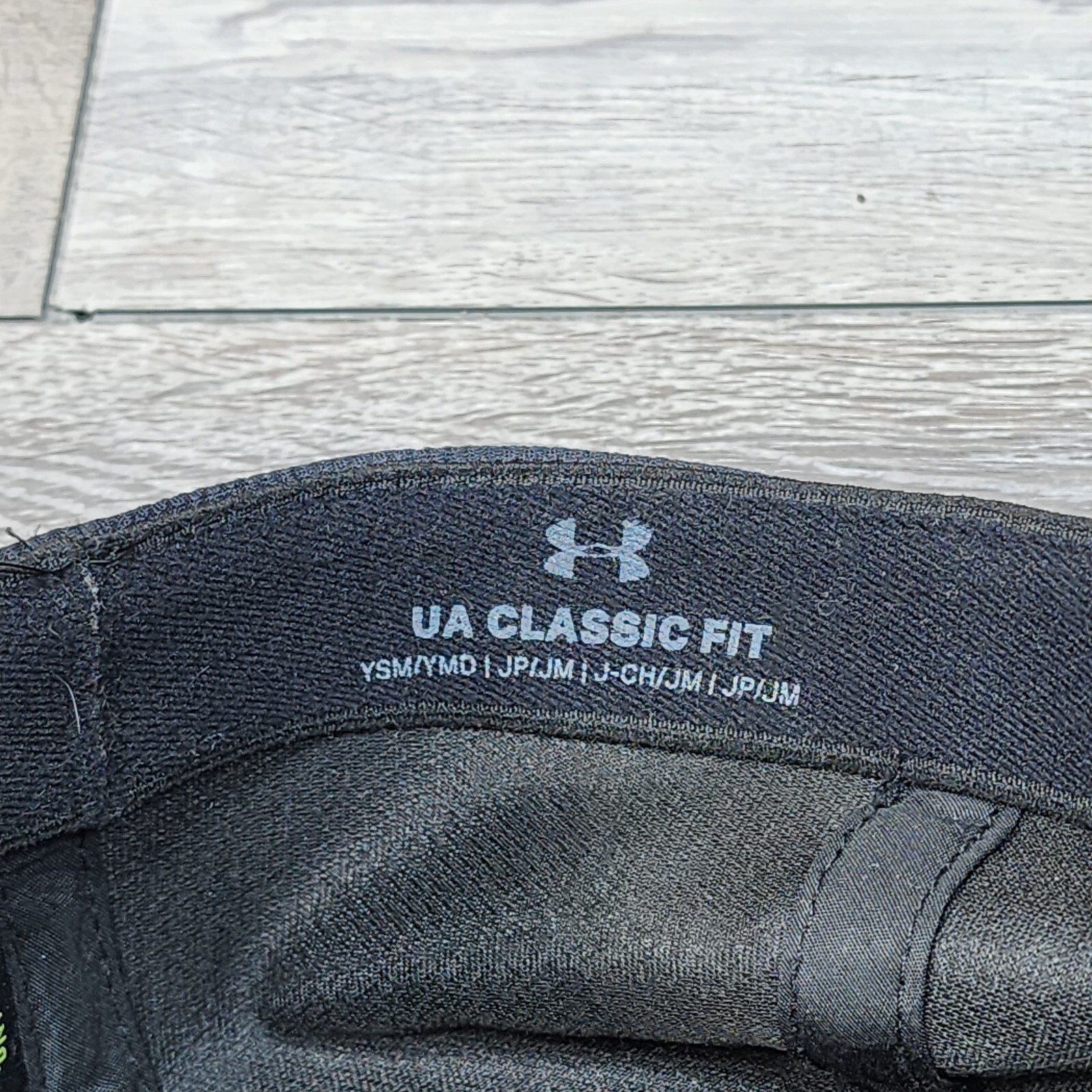 Under Armour Cap Hat Size Small Meduim Embroidered Logo Youth Kids 