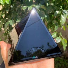 830G    Natural obsidian quartz crystal pyramid healing hot spire healing