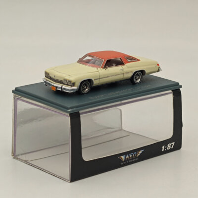 1/87 NEO SCALE MODELS Buick LeSabre HT Coupe Beige Resin Car Limited Collection