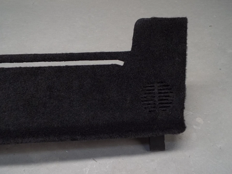 2021+ Tesla Model S Passenger Footwell Cover LHD 1563073-00-B - Image 2 of 4