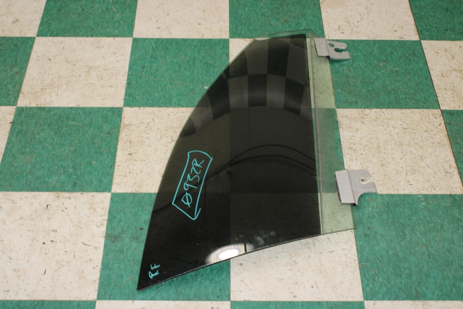 14-22 GHIBLI *TINT* Front Passenger RH RF Door Window Glass Panel Factory OEM OE