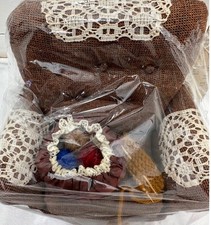 Lori Meyers Grandpeople Chair Sewing Caddy Brown Burlap Lace 1988 Vintage New