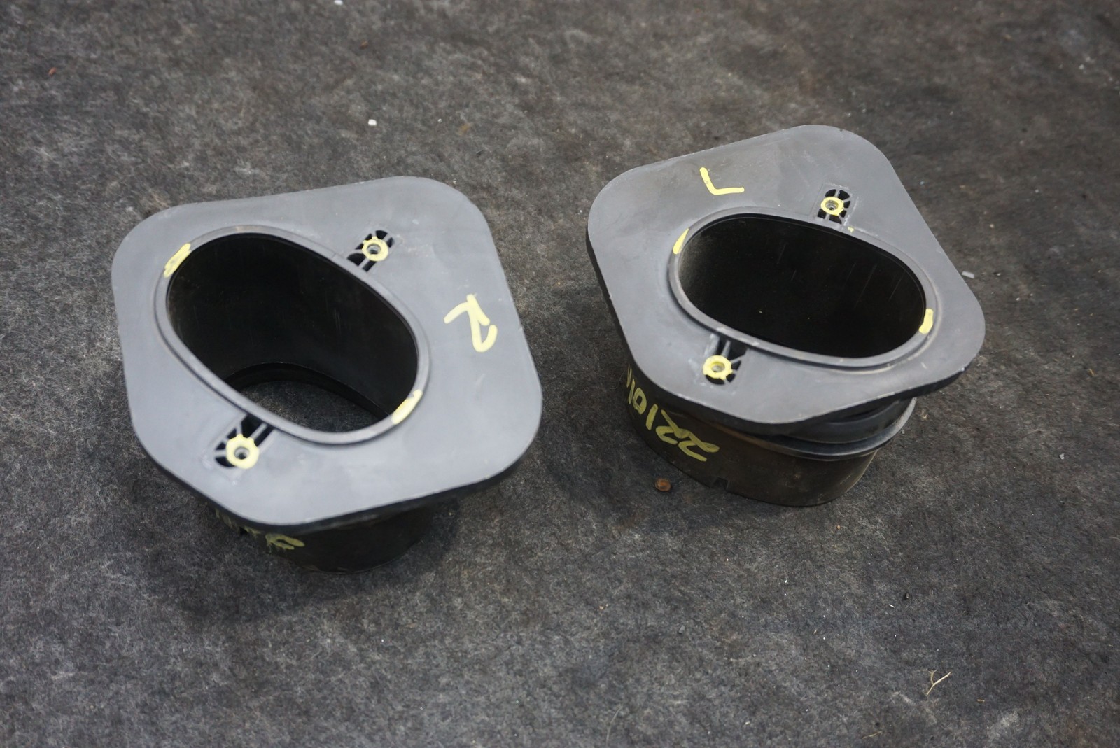 Set Left & Right Air Cleaner Box Air Union 1371756952 Rolls Royce Phantom 03-17