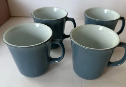 Vintage Pyrex Slate Blue Coffee Mugs Ca. 82-85’ Set Of 4 With D Handle