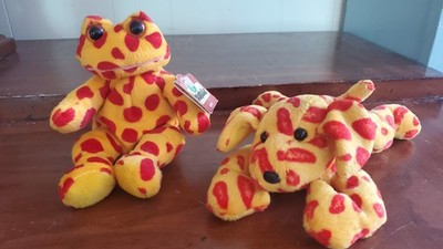 VTG Kellytoy USA Beanpals  Set 2 Frog and a Dog/ Tush Tags and one  Paper Tag