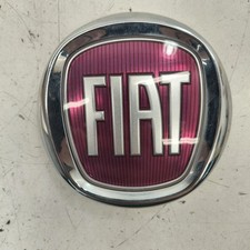 2018 Fiat 500 X Model Trunk Lid Logo Emblem Badge Rear Back 2018 Fiat 500 X Model Trunk Lid Logo Emblem Badge Rear Back