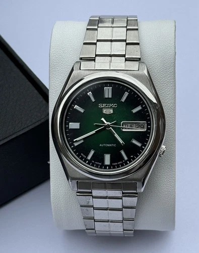 Vintage Seiko 5 Men’s Automatic Watch SNXS 7009 Day/Date