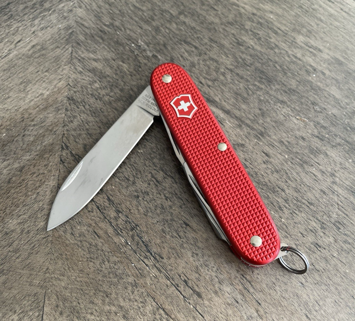 Victorinox Pioneer Alox Berry Red Limited Edition 2018 Swiss Army