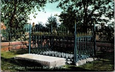 Vintage Postcard BRIGHAM YOUNGS GRAVE Salt Lake City Utah White Border StdSz