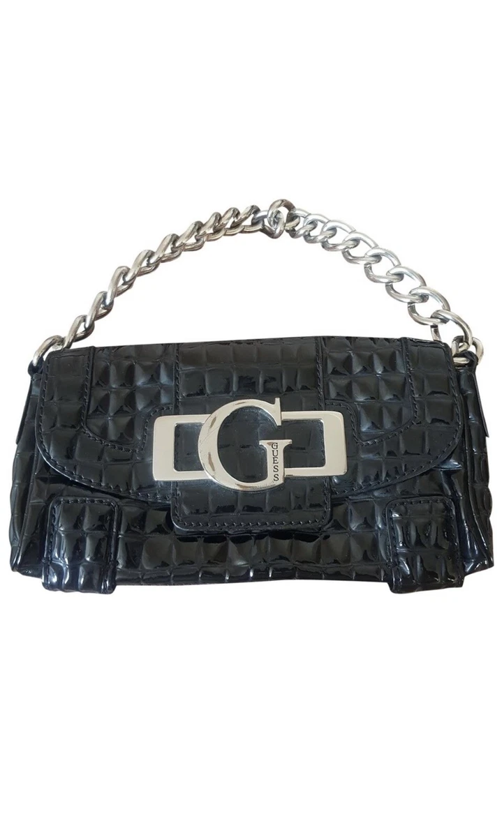 Guess Izzy Faux Leather Camera Bag in Black | Lyst