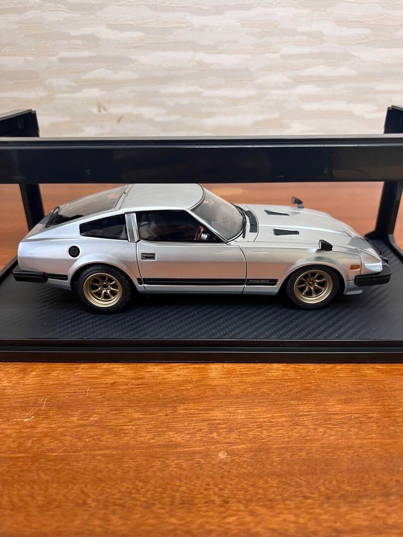 ミニカー1/18 ignition Nissan FairladyZ No229 ミニカー1/18 ignition Nissan FairladyZ No229