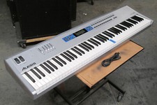 ALESIS QS8.2 Weighted Keys Keyboard Piano Synthesizer QS 8.2