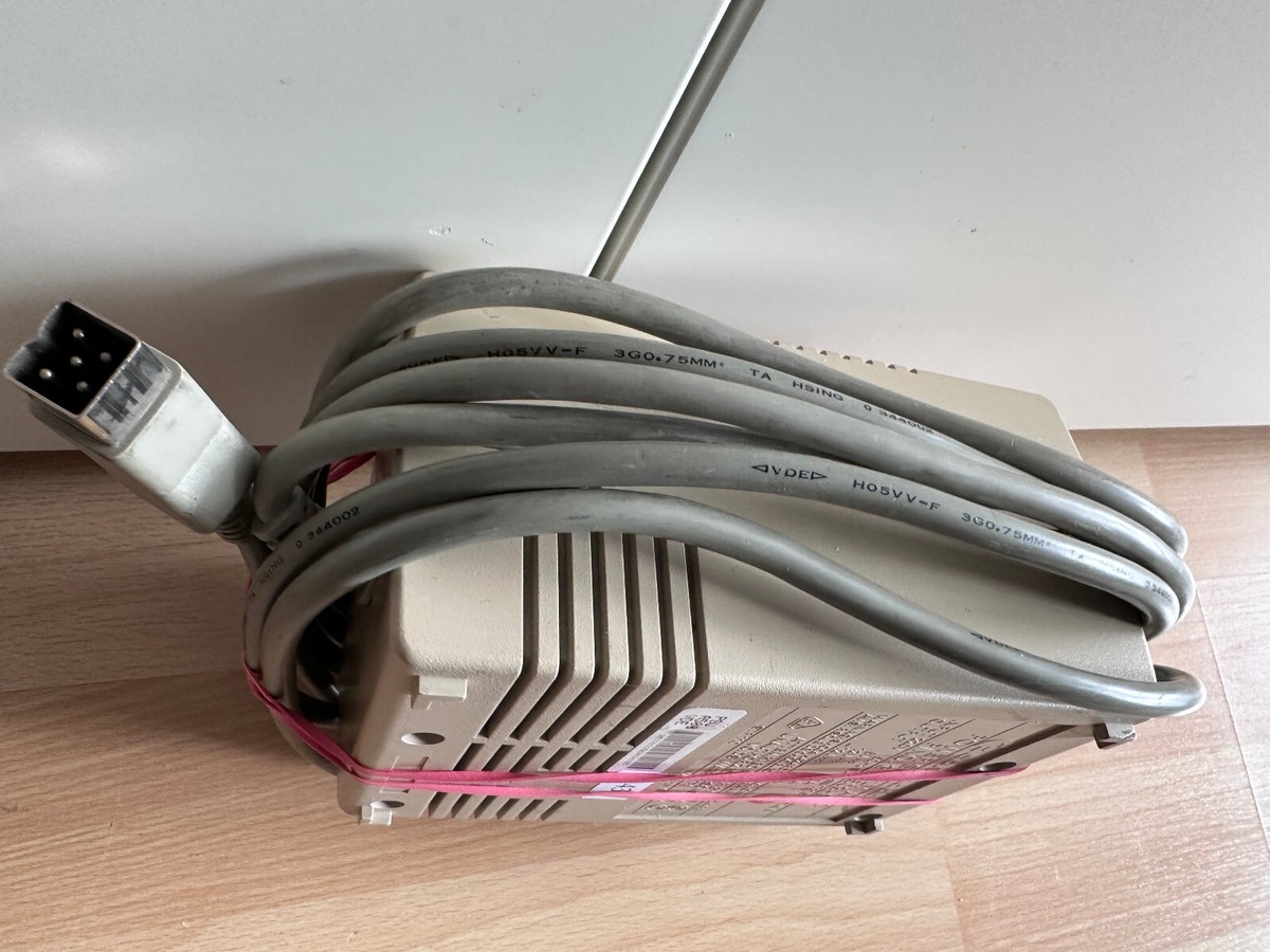 2,5 Amper pour Commodore / Amiga 500/A600, Works, #18 25