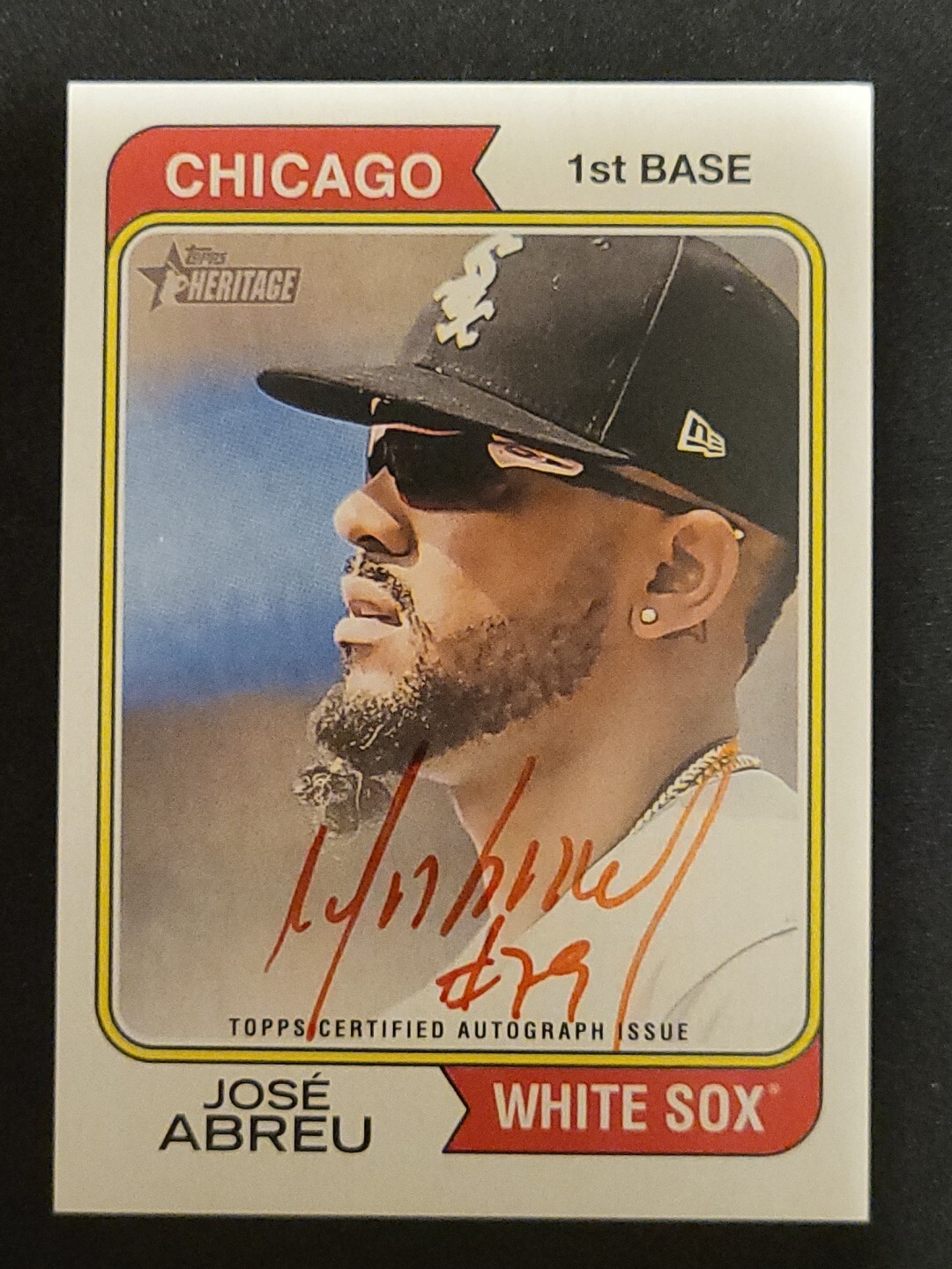 2023 Topps Heritage Real One Red Ink Auto - Jose Abreu /74 WHITE SOX Autograph