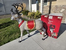 Home Accents Holiday 4.5 Ft. LED STANDING Reindeer Indoor/Outdoor EUC Clean