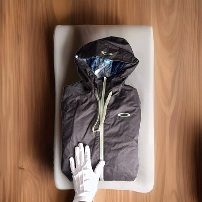 Men Oakley Ship Yard Snowboard Ski Utility Jacket Thinsulate Parka Hooded Size S