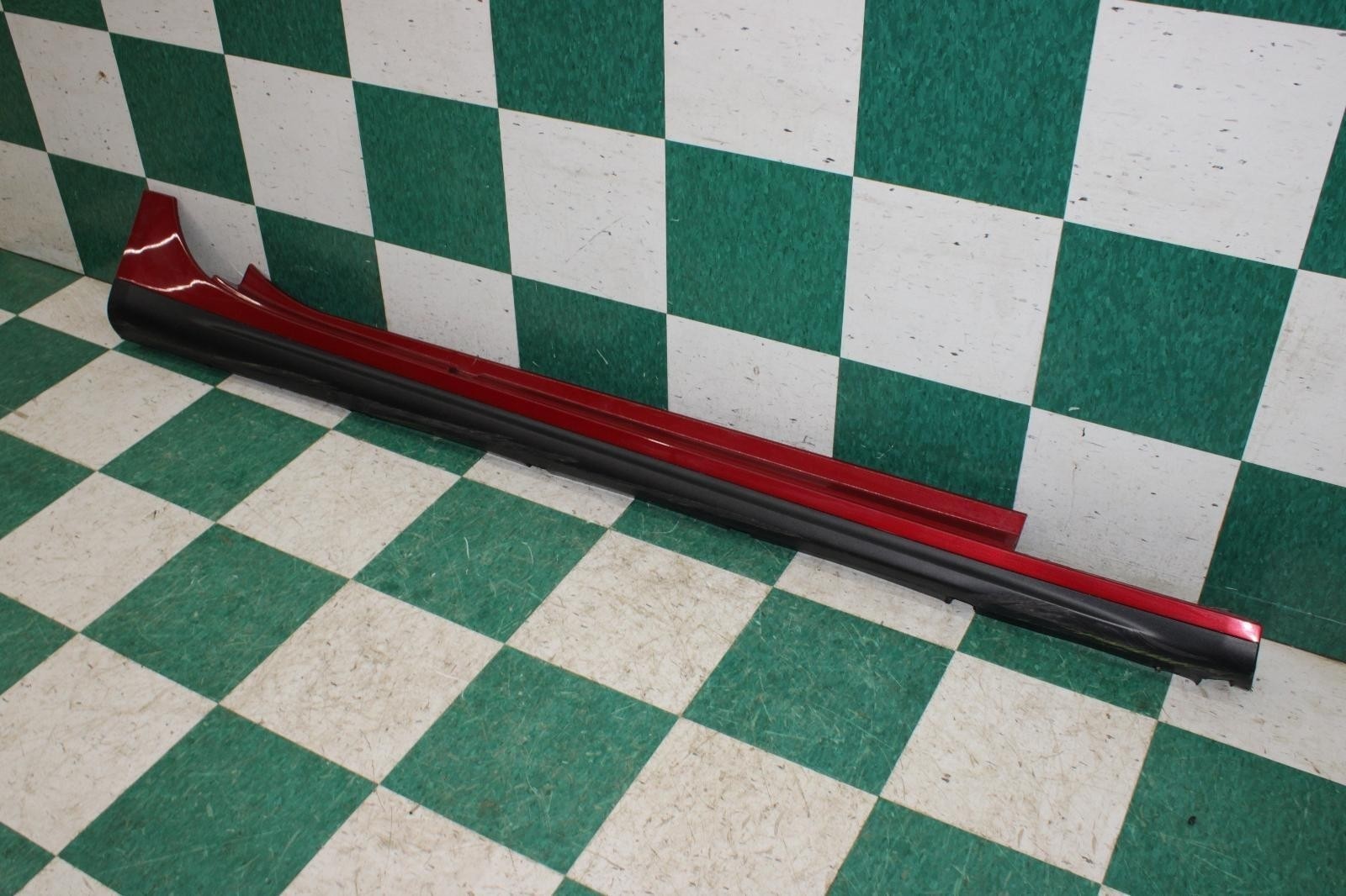 Maserati Ghibli 2014-2019 RIGHT Rocker molding