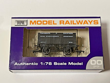 Wessex Wagons Ltd Ed. von 155 7 Planken offener Wagen mit Ladung - Portsmouth Werft