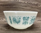 Vintage Pyrex Amish Butterprint 403 Turquoise & White 2 1/2 qt.  Mixing Bowl