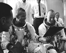 CONRAD COOPER PREPARE FOR GEMINI 5 PHOTOGRAPH PHOTO PRINT