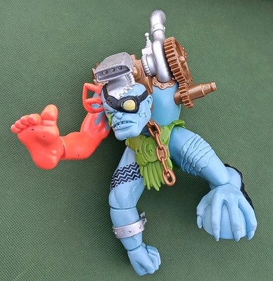 ULTRA RARE! Battle Changing Freakenstein Small Soldiers Hasbro