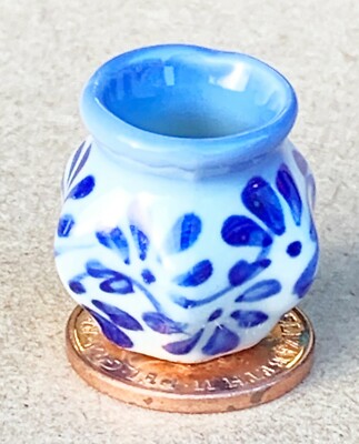 Puppenstube Keramik Vase 2,2 cm hoch blau & weiß Maßstab 1:12 Ornament B56 tumdee