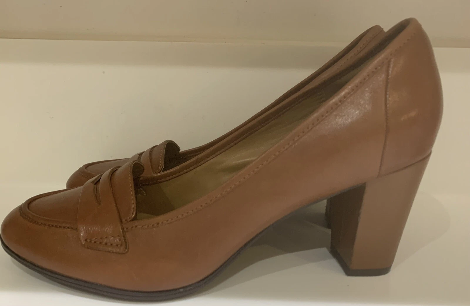 Scarpe donna Clarks tacco a blocco stile mocassino marrone taglia UK 7 mai indossate