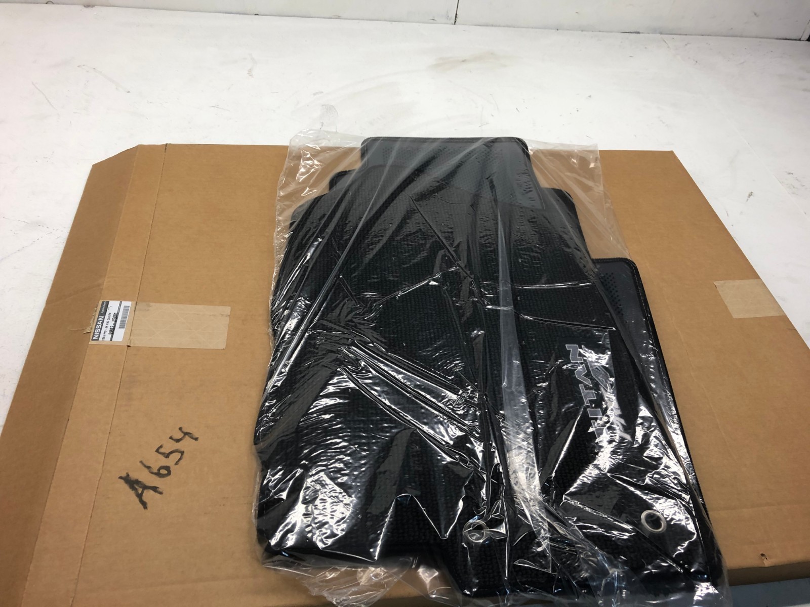 New OEM Black Floor Mats Nissan Titan XD 20162021 999E2W5001 PRO4X Genuine eBay