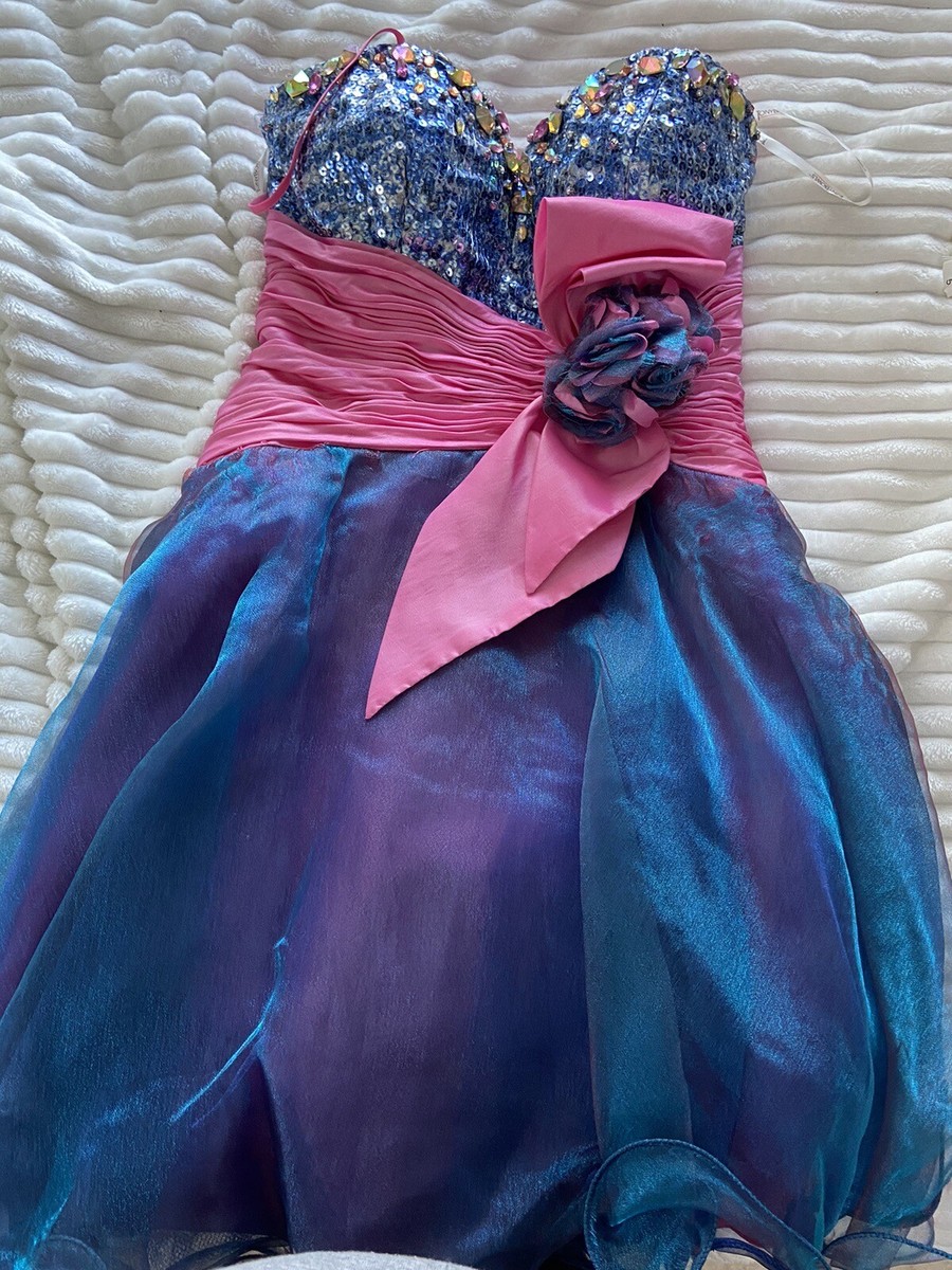 homecoming dress size 4 red color anarkali suit