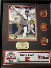2004 RED SOX DEREK LOWE -Limited 1 OF 1 PHOTO INFIELD DIRT 24KT  Highland Mint  