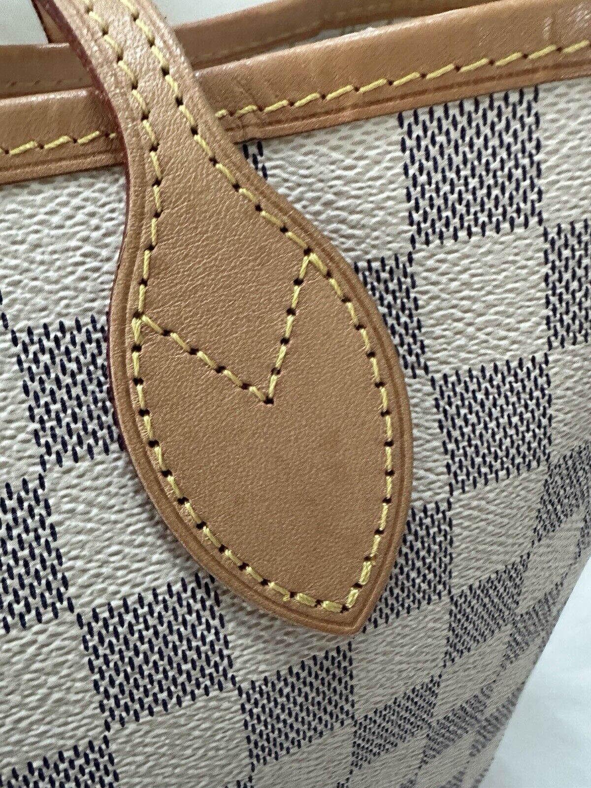 Louis Vuitton Neverfull MM - image 6
