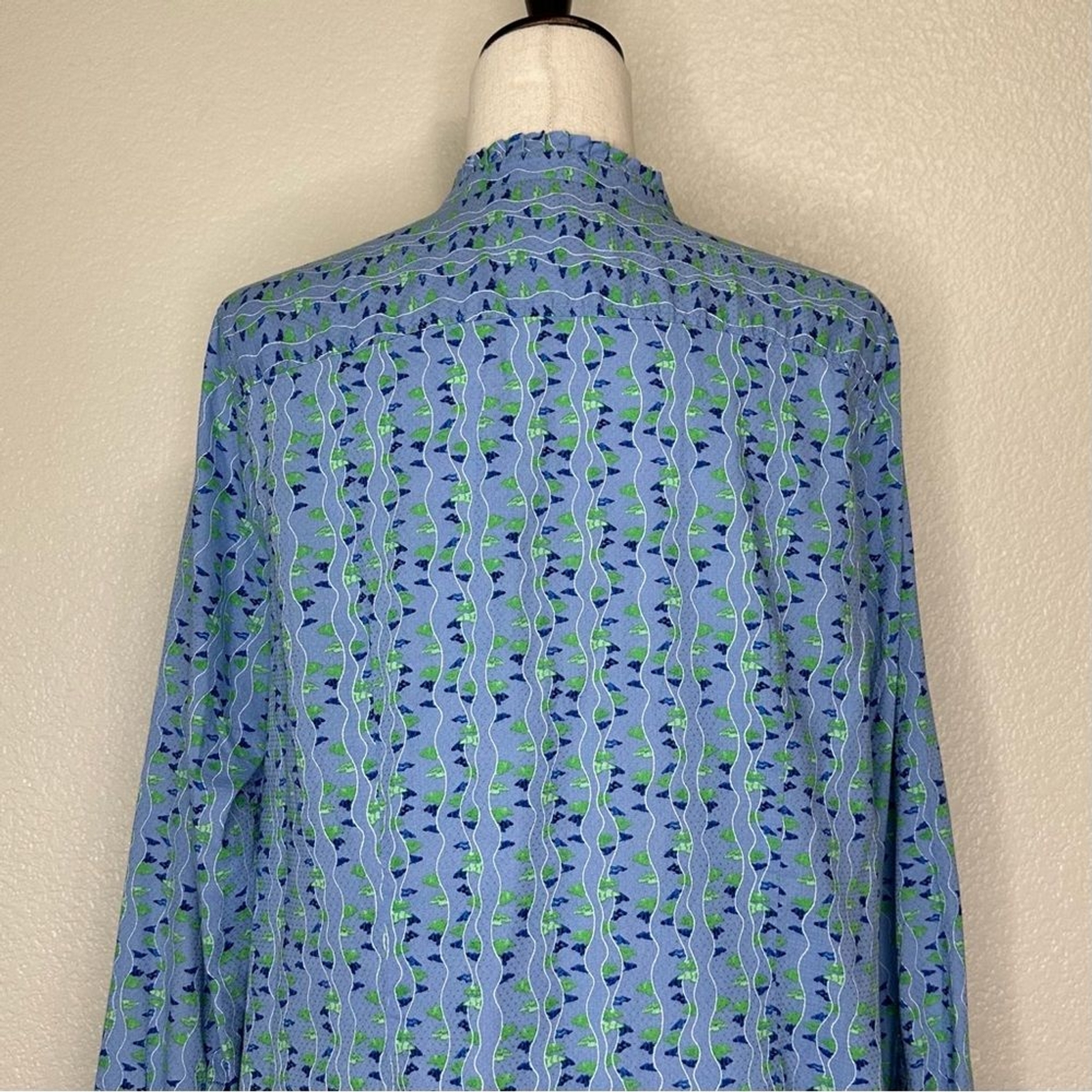 Talbots Periwinkle Blue Green Pattern Quarter Fro… - image 7