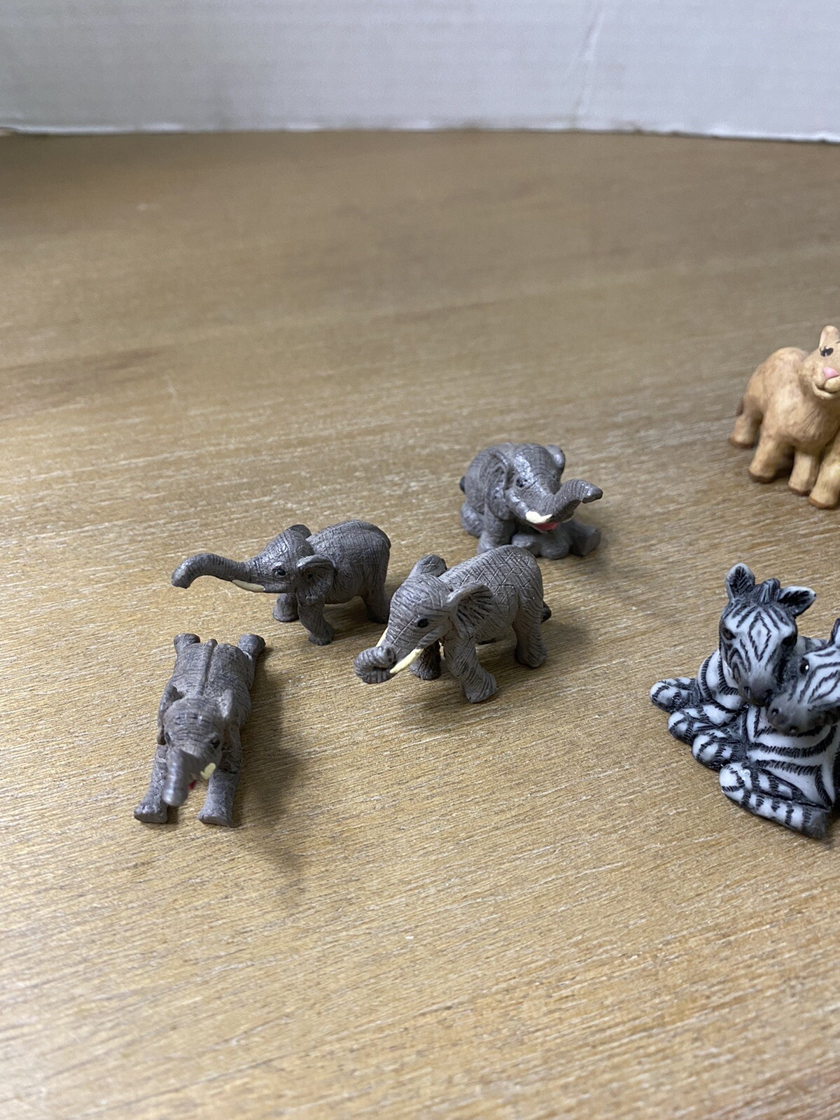 Resin/plastic Animal Figures Lot of 10 Elephants Tigers Lambs Zebras eBay