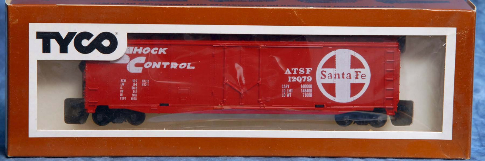Tyco 339A Shock Control 50’ Plug Door Box Car New in original Package