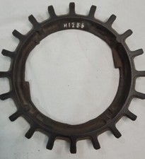 Vintage Planter Plate H1255 Cast Iron 1 Plate