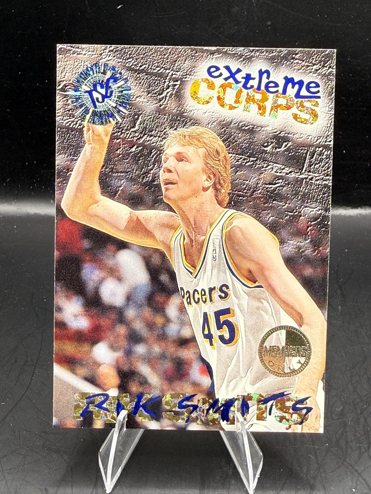 Rik Smits 1995-96 #111 Members Only Blue Foil Pacers