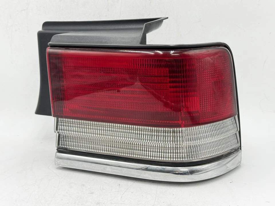 1989-1995 PLYMOUTH ACCLAIM подлинный OEM правый задний фонарь Passinger боковой задний фонарь - Изображение 2 из 4