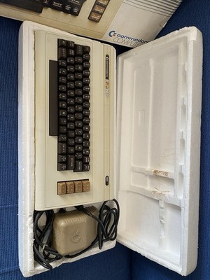 Commodore VIC 20 mit OVP TOP!!!!