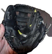 Franklin 22865-8  Kids Teeball Baseball Fielding Glove Right Handed Thrower Mitt