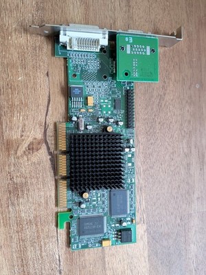 Matrox Millenium G550 AGP Grafikkarte (G55+MDHA32DB) 32MB