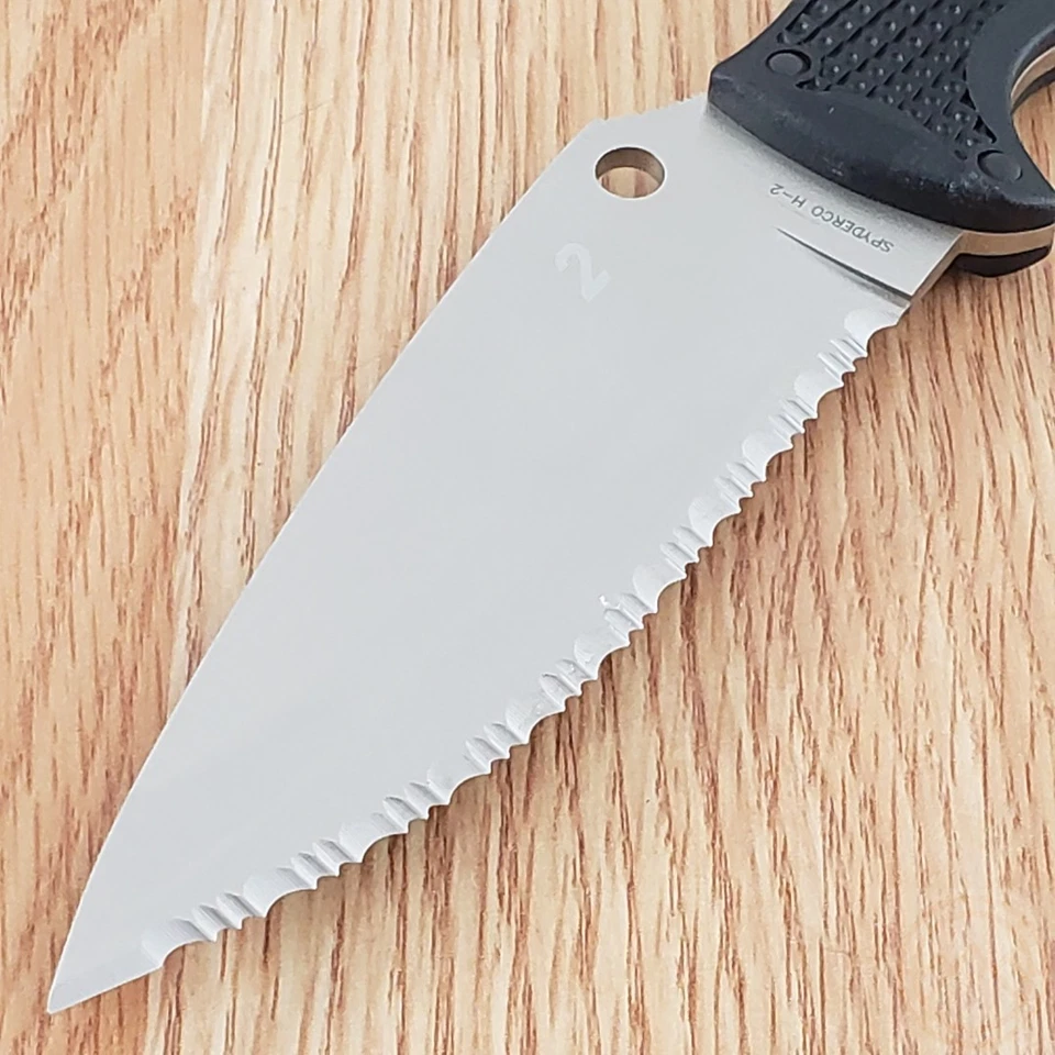 Spyderco Jumpmaster Fixed Knife 4.5" H2 Steel Blade Glass Filled Nylon Handle - Image 4 of 4