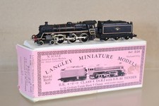 GRAHAM FARISH LANGLEY BR 4-6-0 STANDARD CLASS 4 LOCOMOTIVE 75073 on