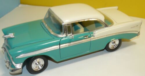 1/18 1956 Chevy Bel Air , green and white , no box , - Picture 3 of 10