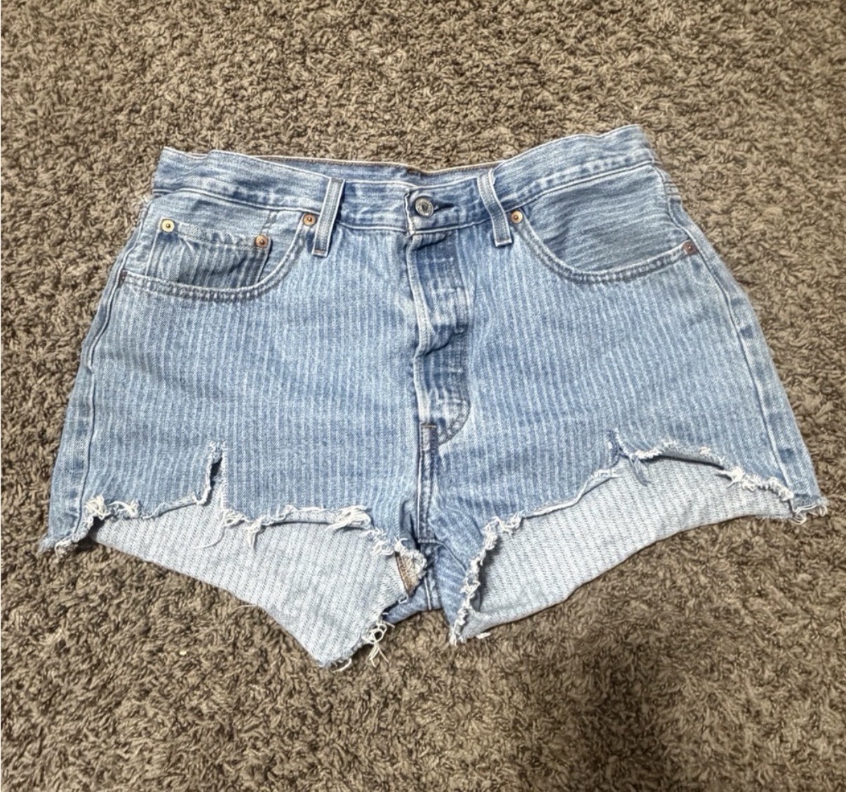 Levi's Men's Striped Distressed Denim Cut-Off Shorts Blue Button Fly Raw Hem