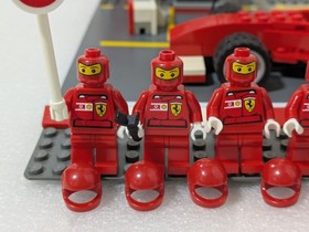 LEGO 8375 Ferrari F1 Pit Set Racers 2004
