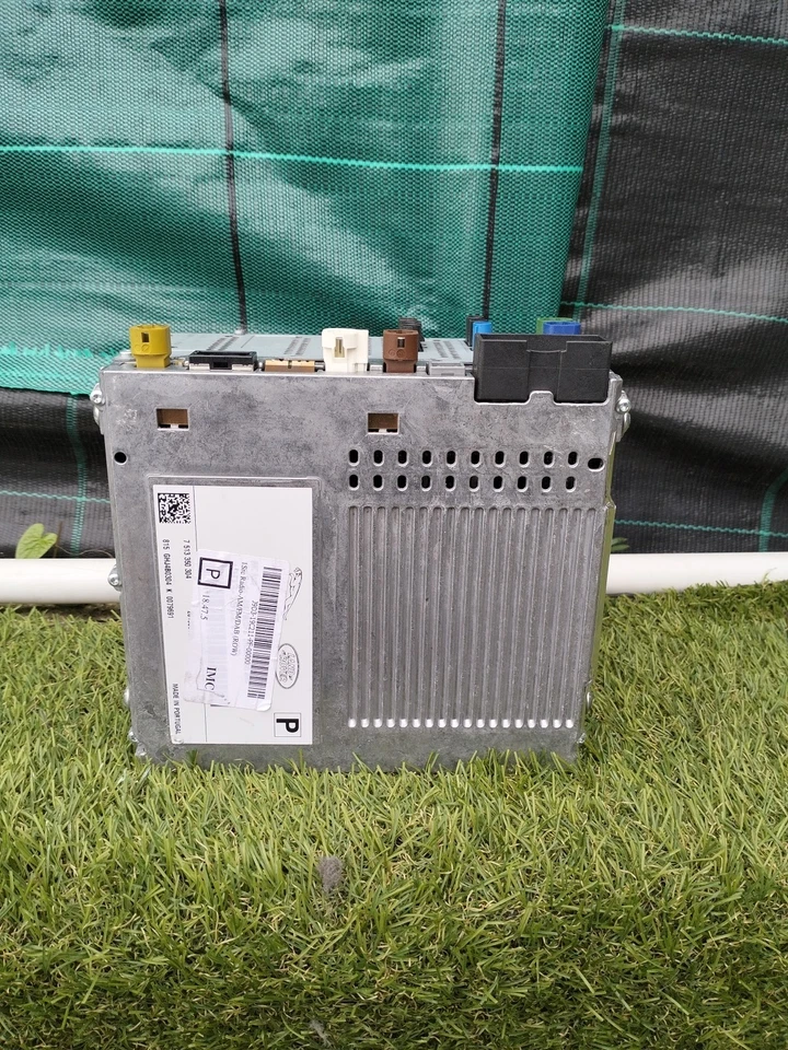 J9D3-19C211-PD AUTORADIO LAND ROVER RANGE ROVER Velar 2.0 I 4X4 110KW - Immagine 3 di 4