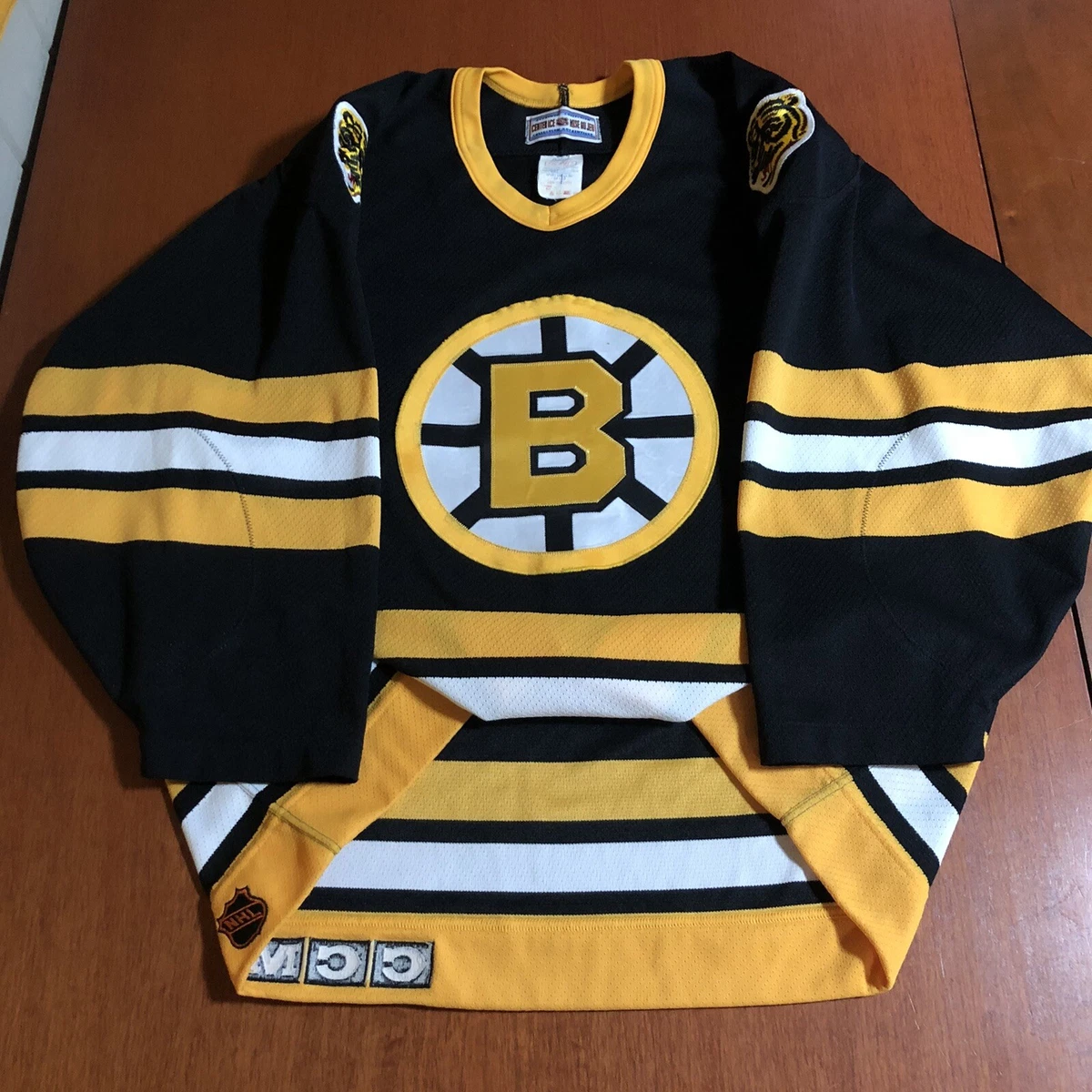 Boston Bruins Retro Jerseys & Old Bruins Hockey Shitrs - Vintage Sports  Fashion