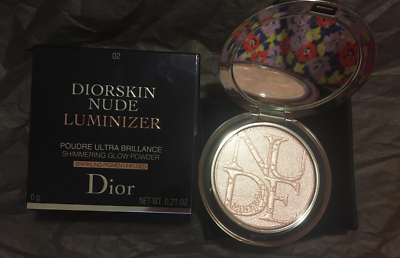 dior diorskin nude luminizer shimmering glow powder highlighter