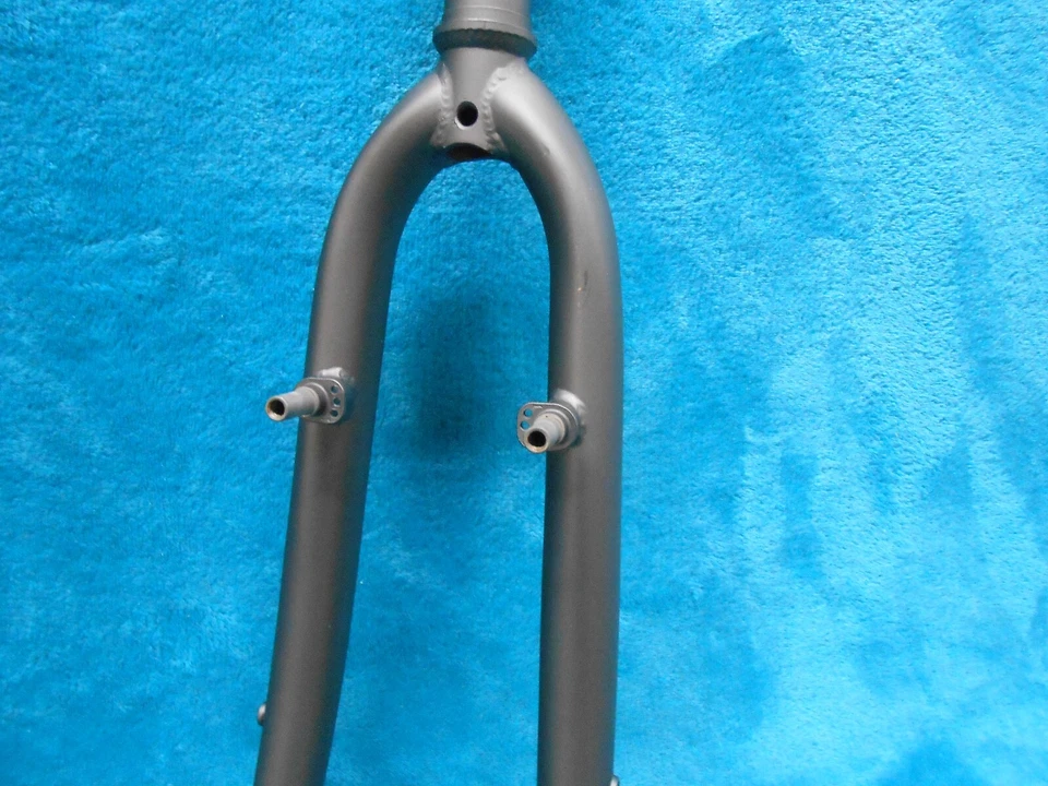 Touring Bicycle Gray Fork 700c V-Brake Trekking Cyclocross City Bike 1"-1/8 NEW - Image 4 of 4