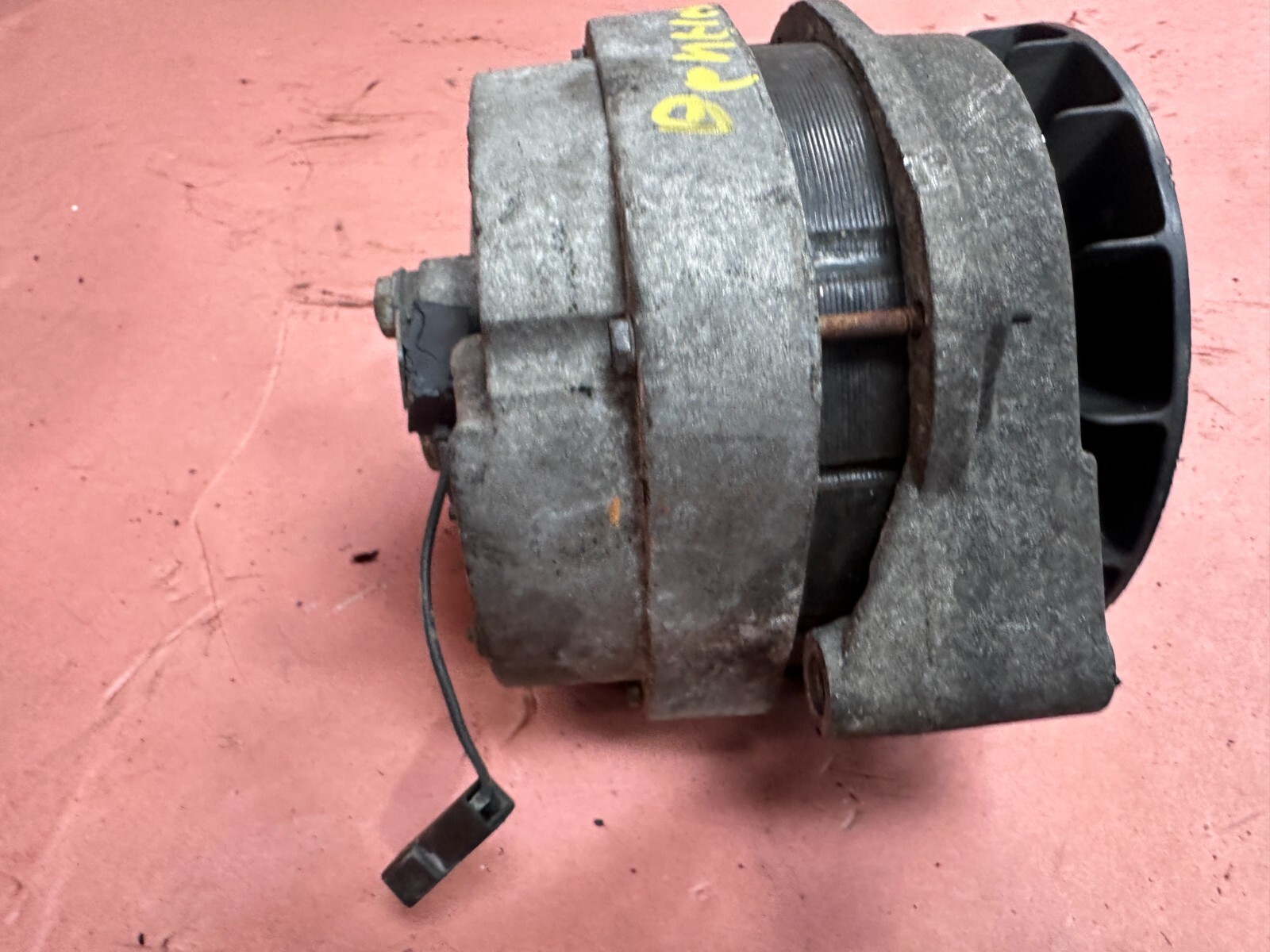 Bentley Brooklands 1994 6.8L V8 Alternator 140 AMP OEM